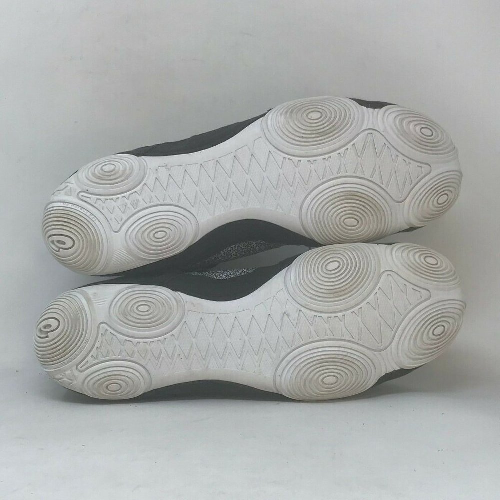 mens basketball shoes size 9.5